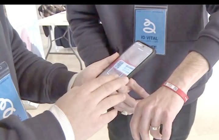 Inventing the first digital health bracelet in Algeria.. Learn about its characteristics!! - New Algeria