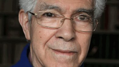 The death of Muhammad Harbi... one of the most prominent historians of the Liberation Revolution - New Algeria