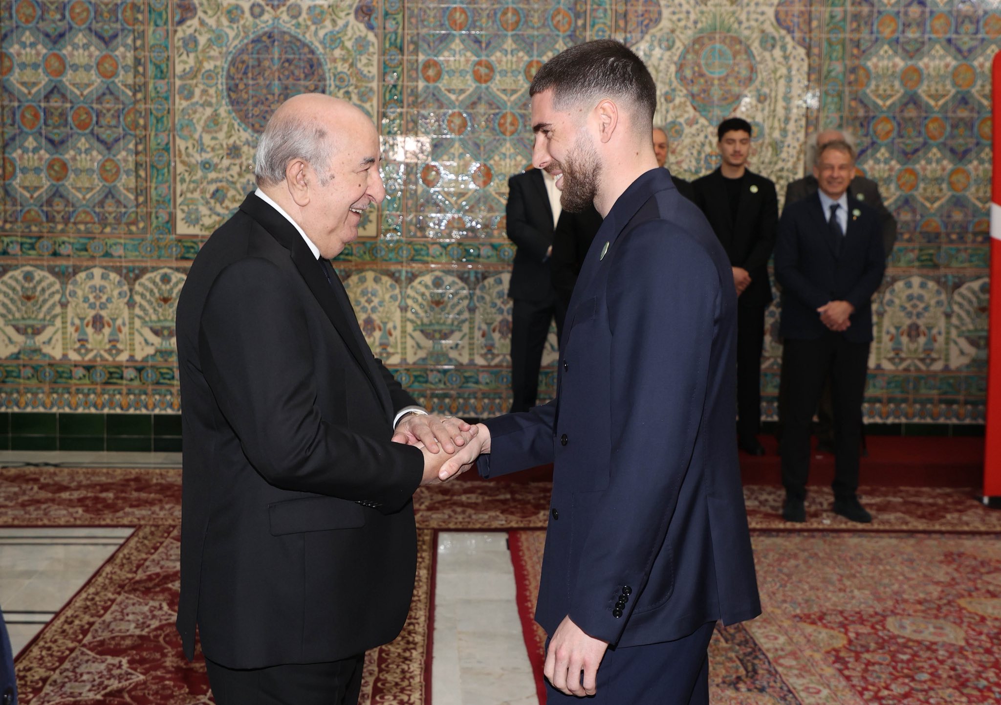 No image description available.