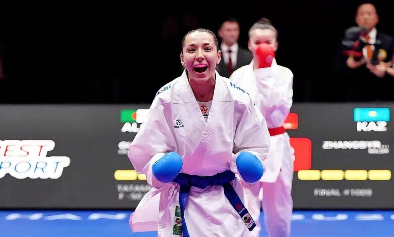 Algerian Celia Wekan is third in the world in karate - Algerian Al-Hiwar newspaper