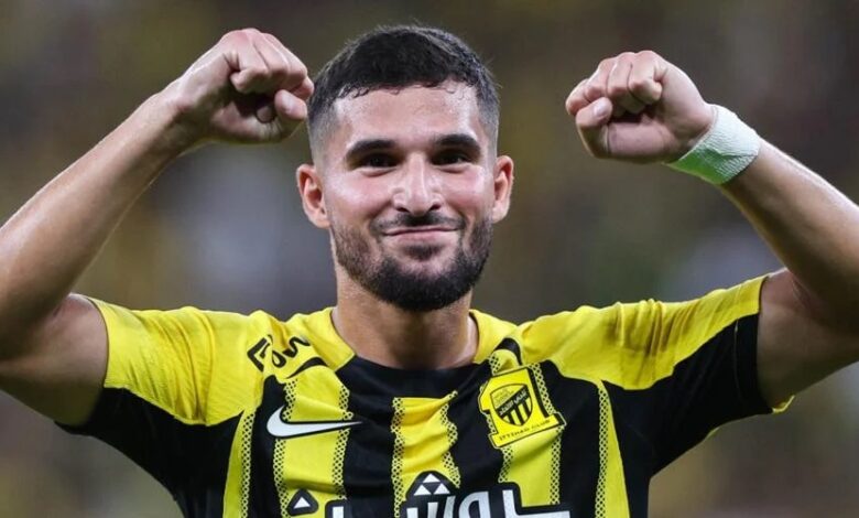 Aouar: Benzema is my friend outside the field, not inside it - New Algeria