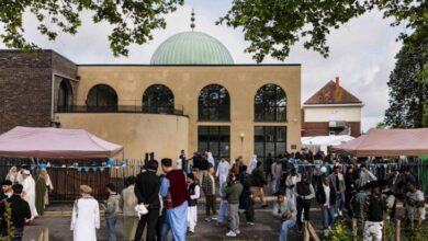 Controversy over the beginning of Ramadan in France between the Grand Mosque and the French Council of Islam - Algerian newspaper Al-Hiwar