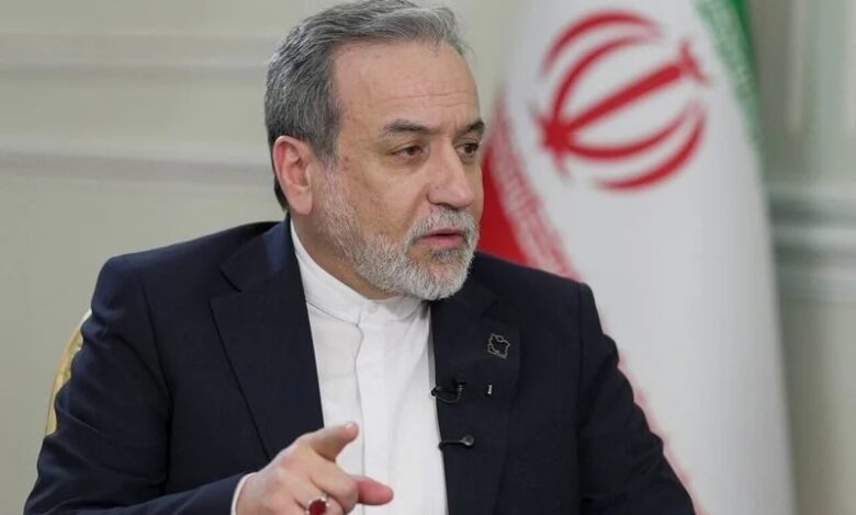 Araqchi: Washington is turning to China and other countries to secure the Strait of Hormuz - Algerian Al-Hiwar newspaper